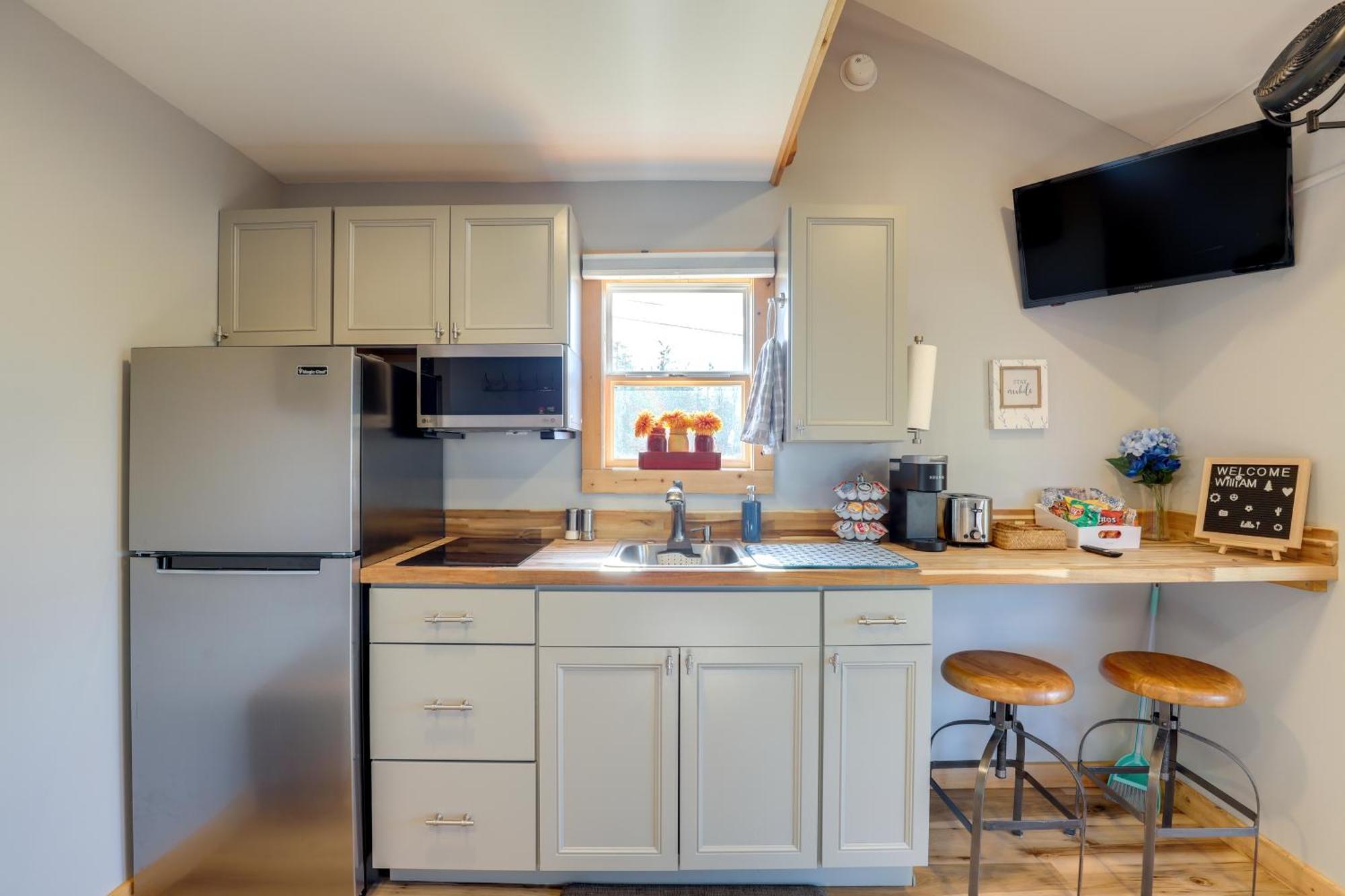 Marshall Studio With Loft, Hot Tub And Views! Exterior foto