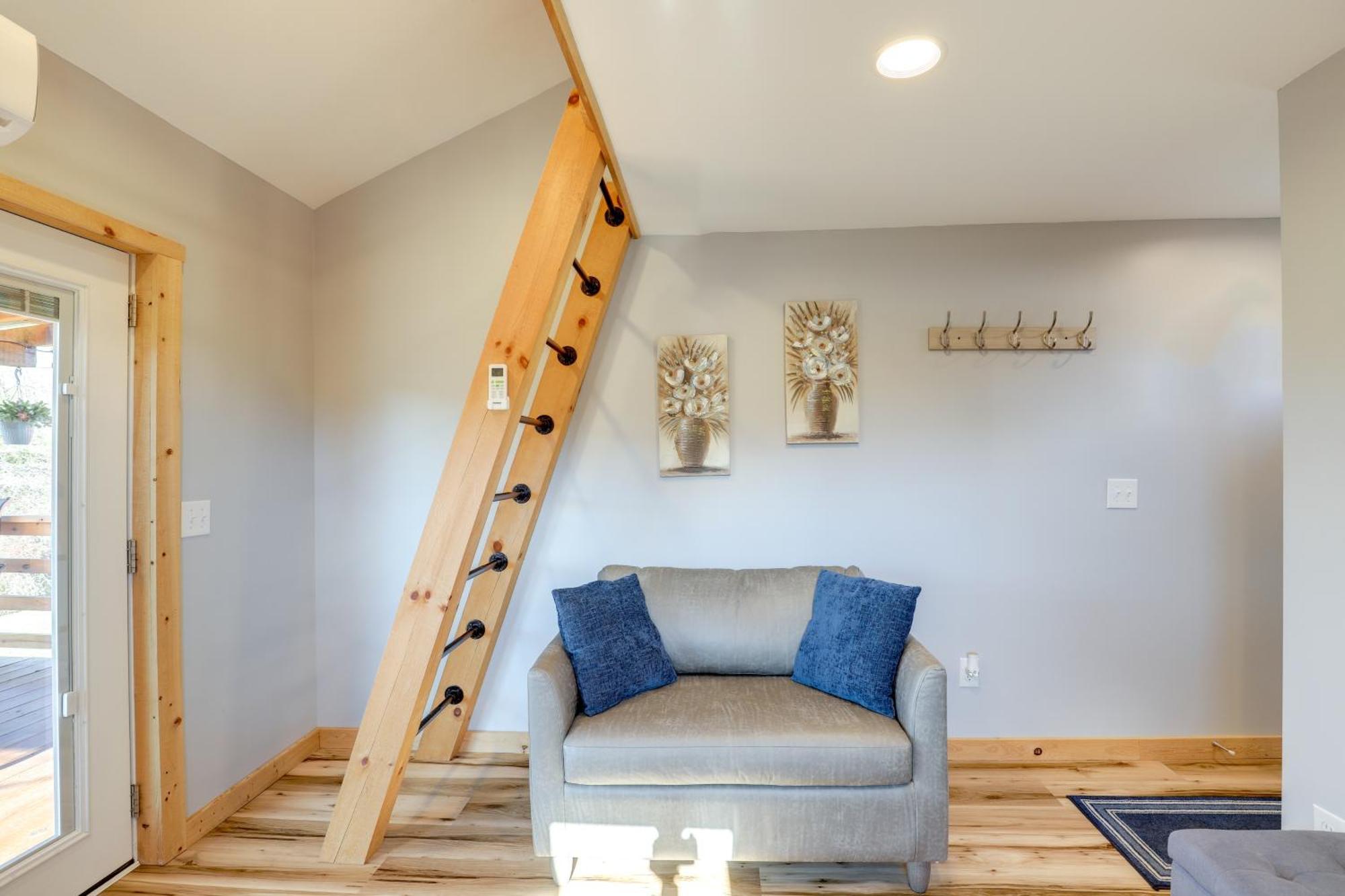 Marshall Studio With Loft, Hot Tub And Views! Exterior foto